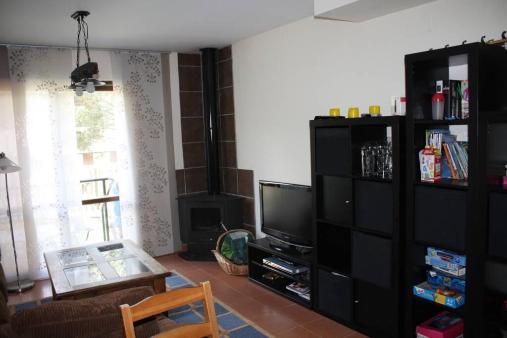 Duplex Con Jardin En Pirineos, Totalmente Equipado Apartment Villanúa Екстериор снимка